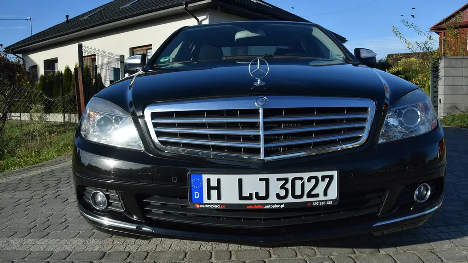 MERCEDES-BENZ C Klasa -