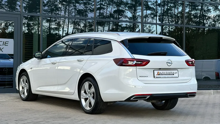 OPEL Insignia -