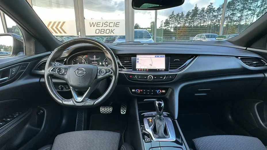 OPEL Insignia -