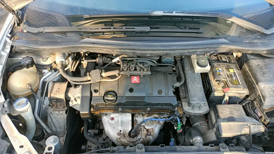 CITROEN C4 -