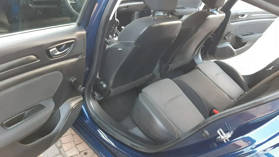 RENAULT Megane -