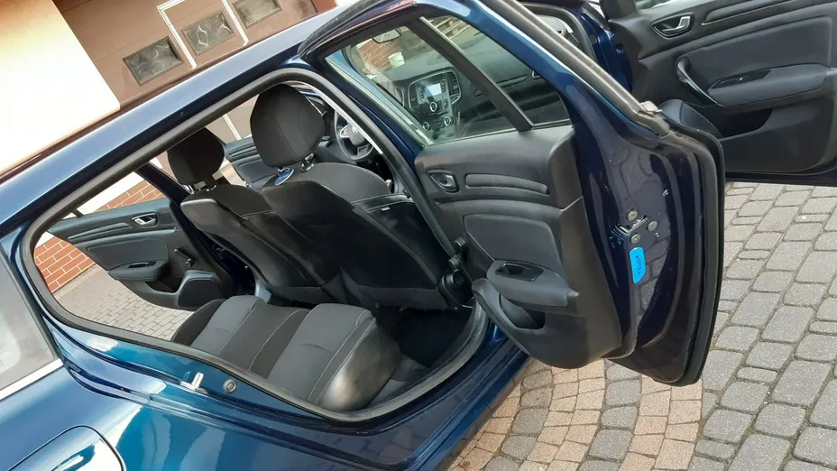 RENAULT Megane -