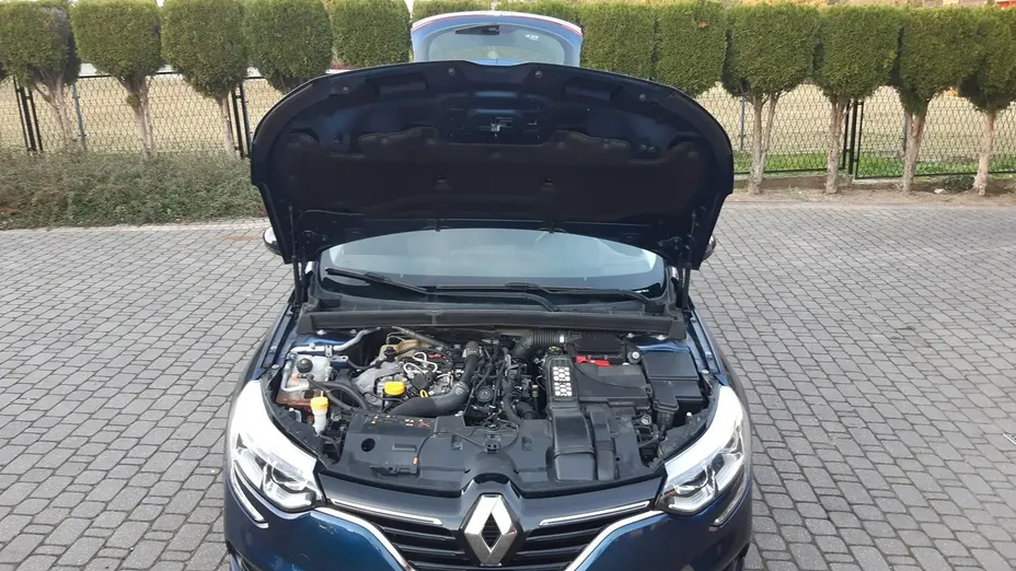 RENAULT Megane -