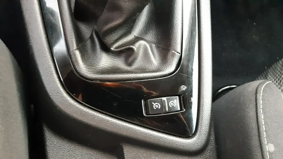 RENAULT Megane -