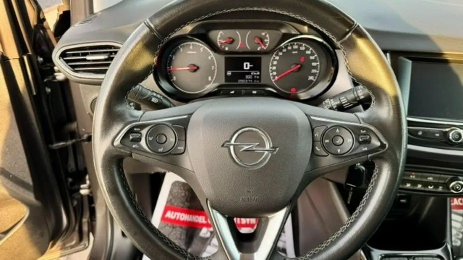 OPEL Crossland -