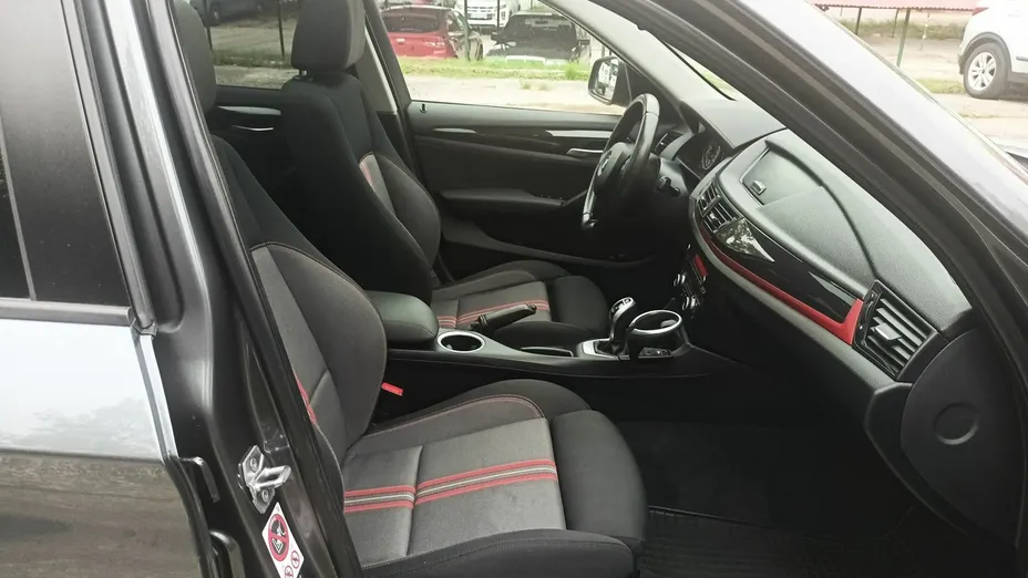 BMW X1 -