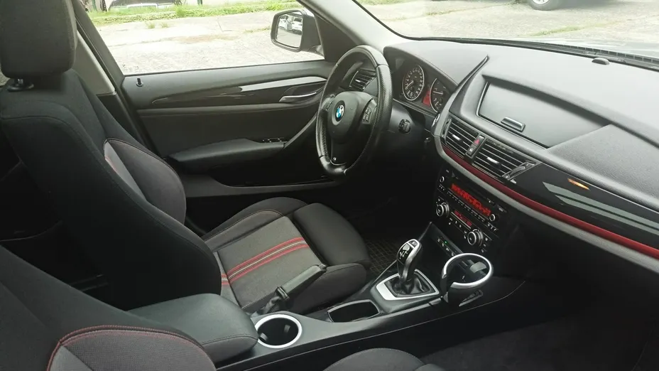 BMW X1 -