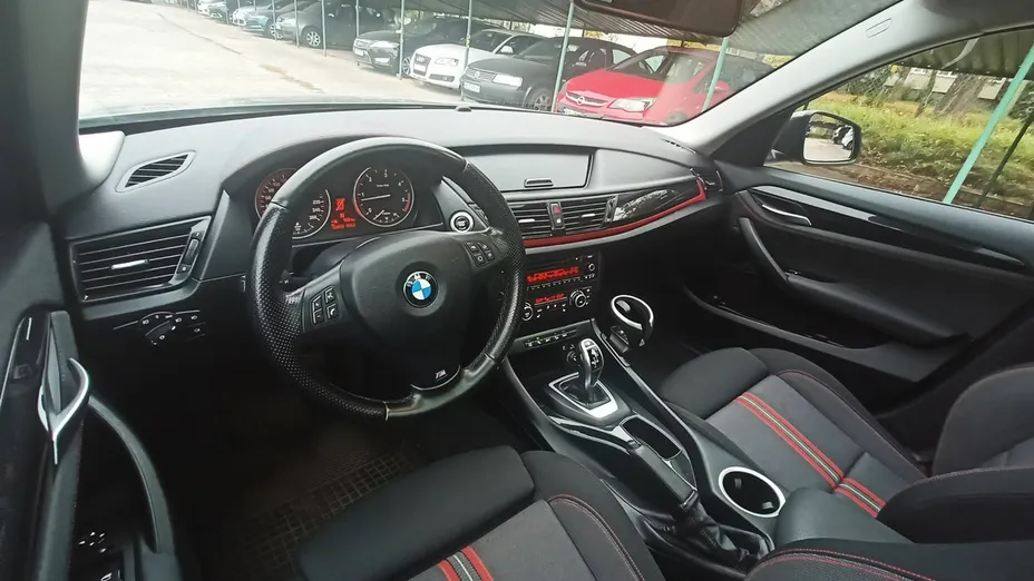 BMW X1 -