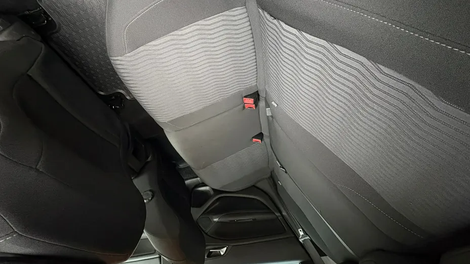 PEUGEOT 308 -