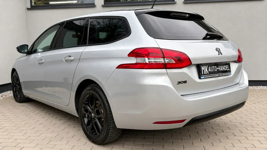 PEUGEOT 308 -