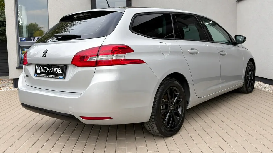 PEUGEOT 308 -