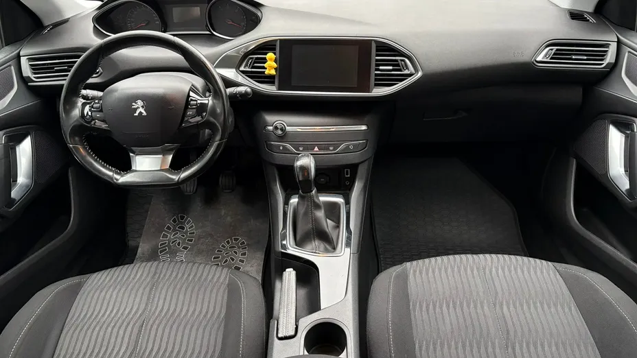 PEUGEOT 308 -