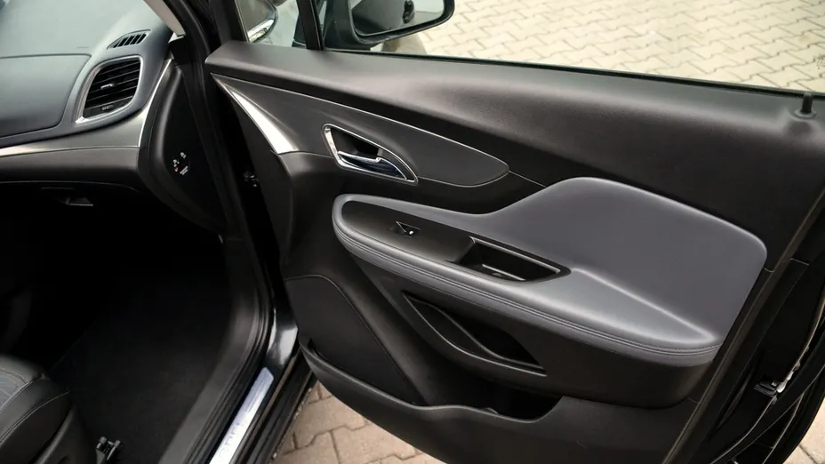 OPEL Mokka -