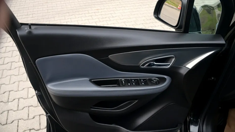 OPEL Mokka -