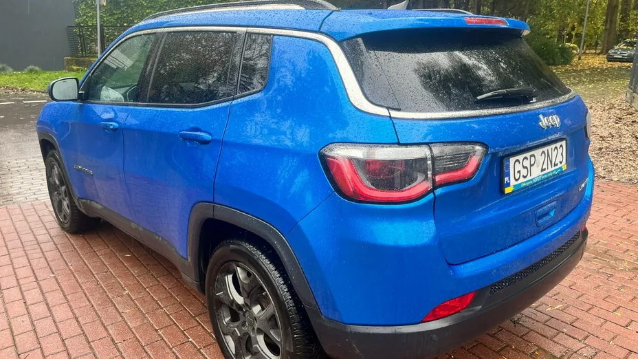 JEEP Compass -