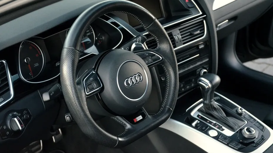 AUDI A4 Avant -