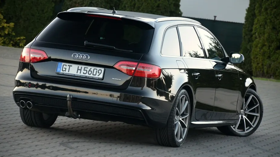AUDI A4 Avant -