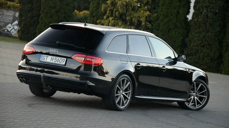 AUDI A4 Avant -