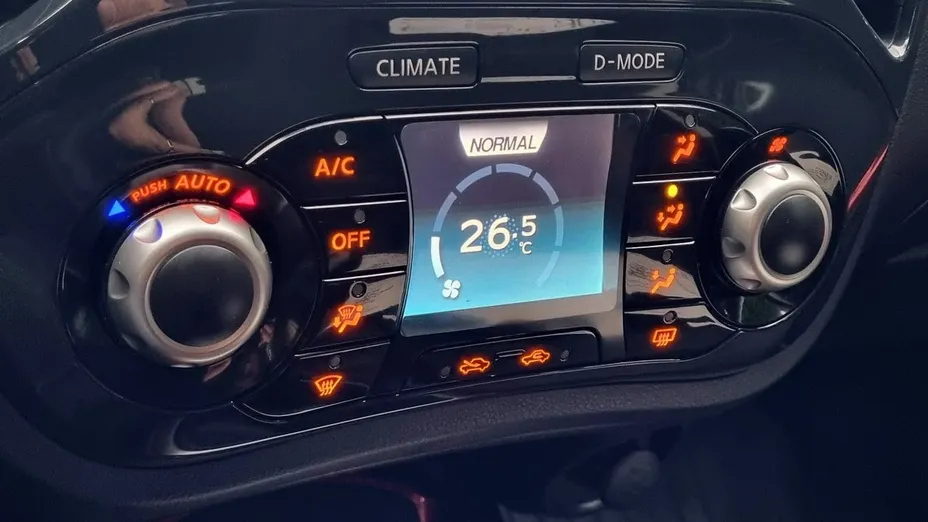 NISSAN Juke -