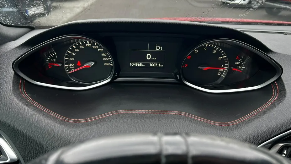 PEUGEOT 308 -