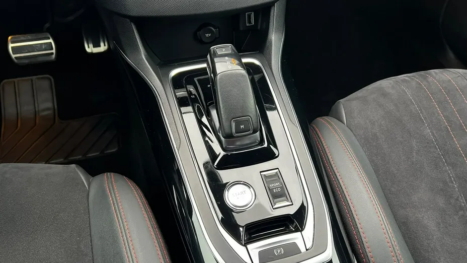 PEUGEOT 308 -
