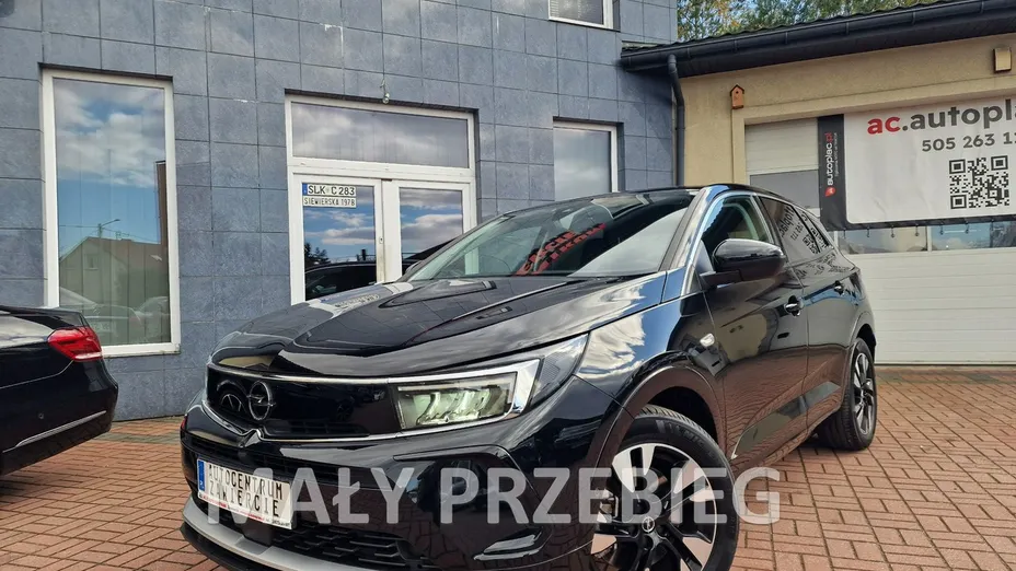 OPEL Grandland X -