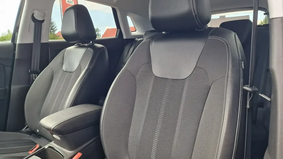 OPEL Grandland X -