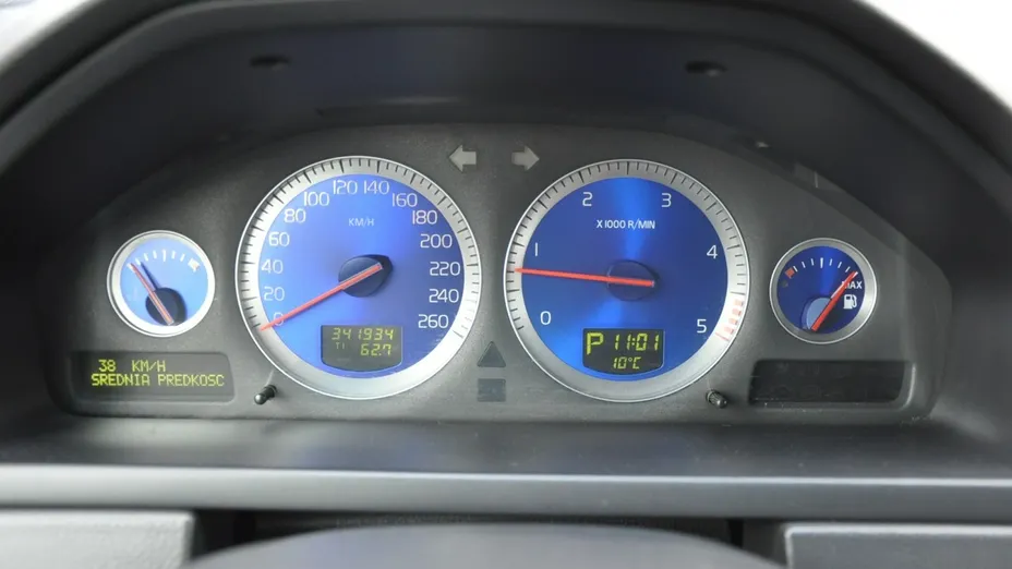 VOLVO XC90 -