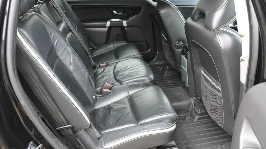 VOLVO XC90 -
