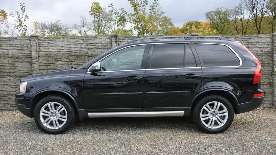 VOLVO XC90 -