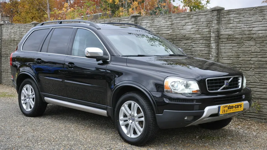 VOLVO XC90 -