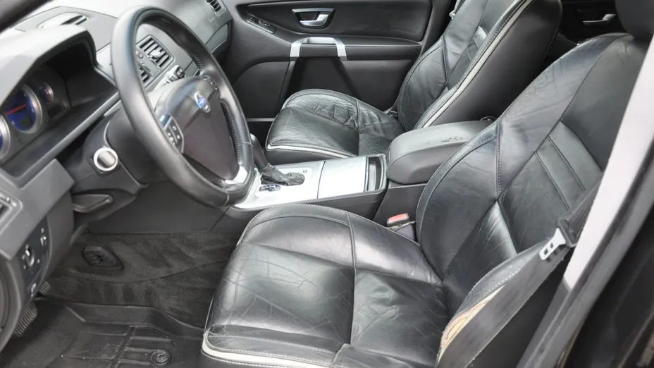 VOLVO XC90 -