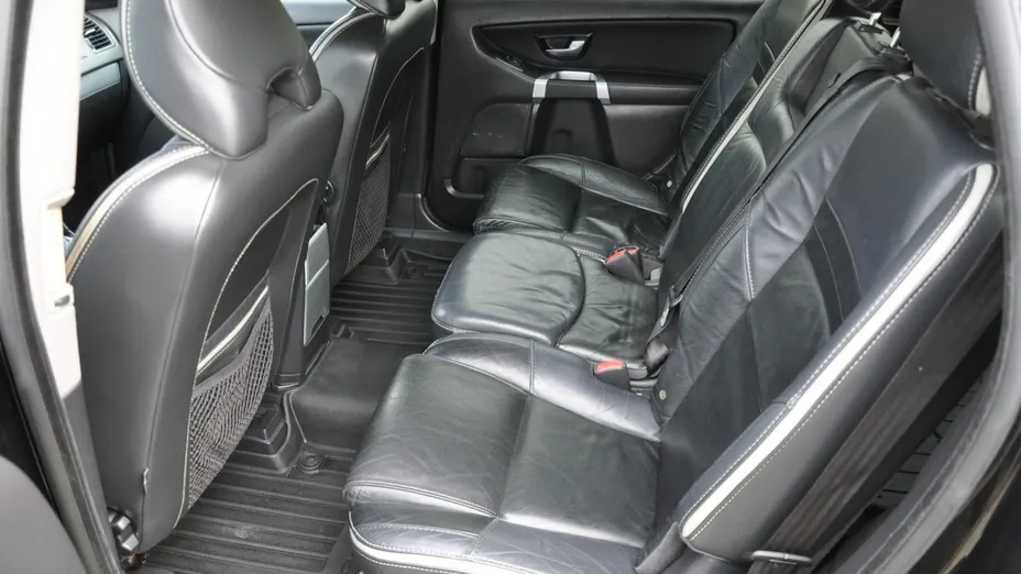VOLVO XC90 -