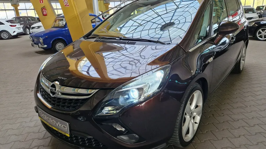 OPEL Zafira -