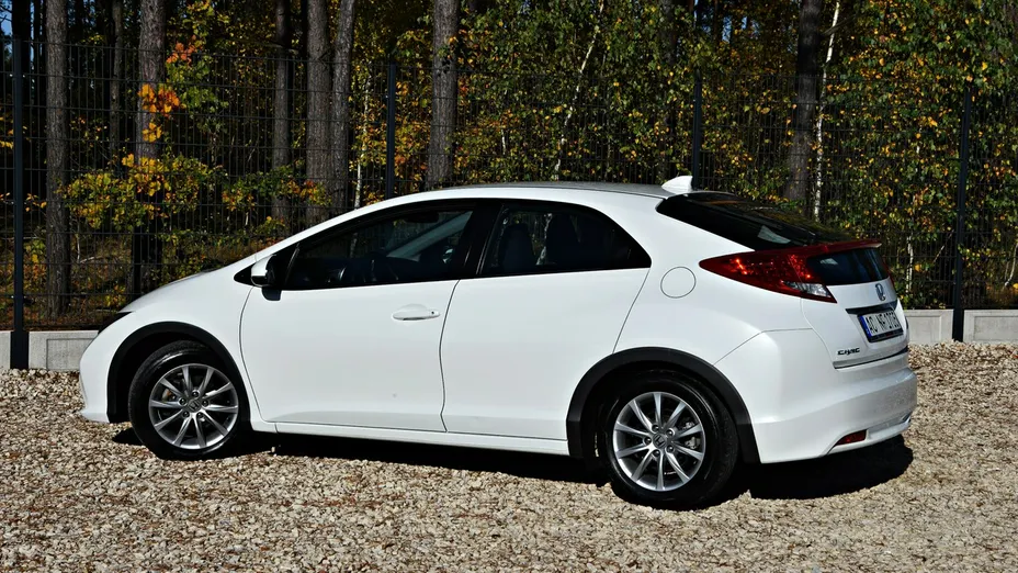 HONDA Civic -