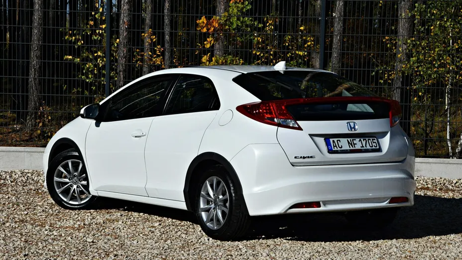 HONDA Civic -