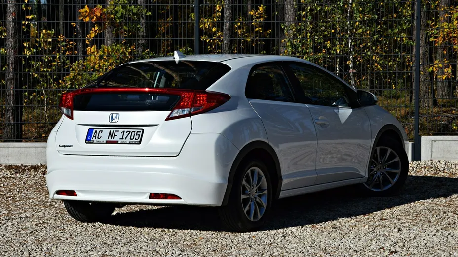 HONDA Civic -