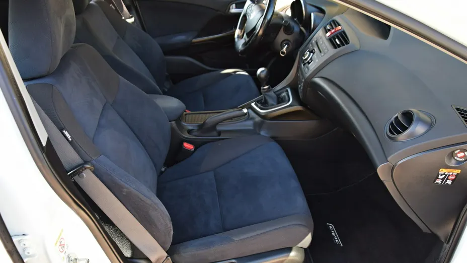HONDA Civic -