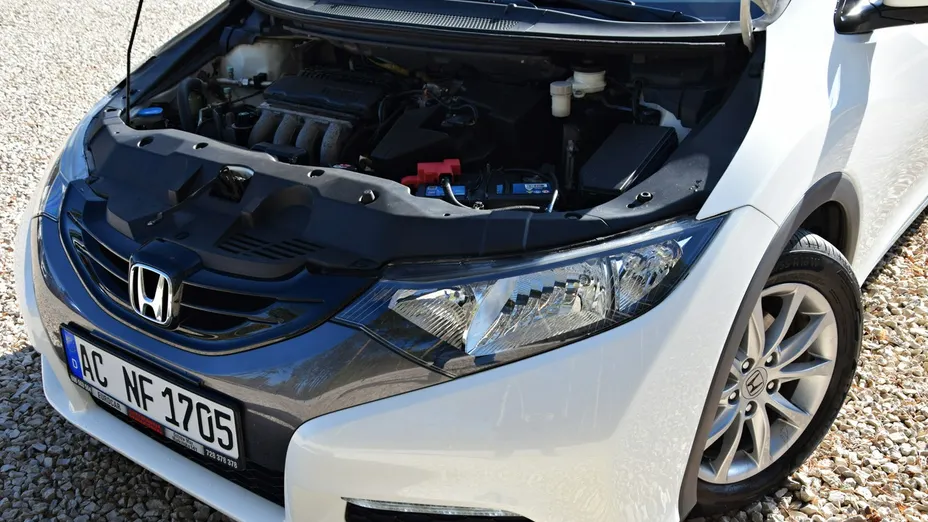 HONDA Civic -