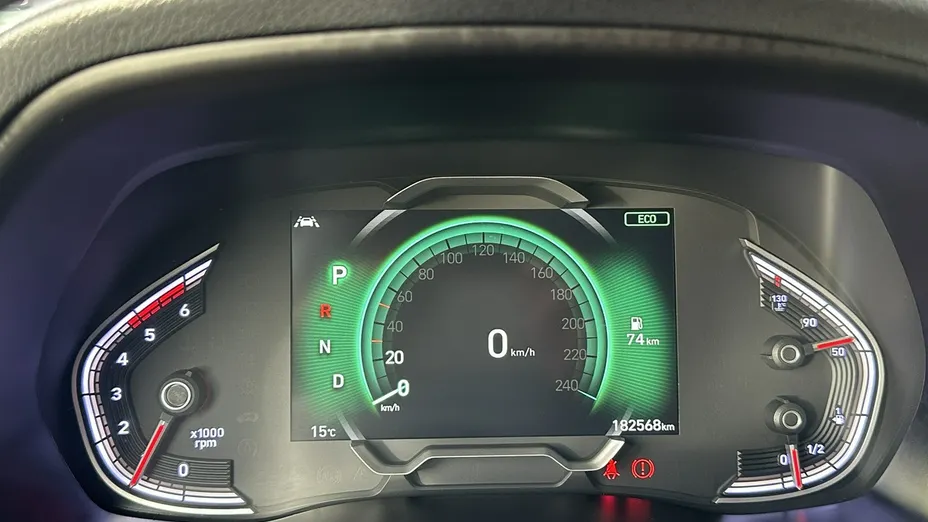 HYUNDAI i30 -