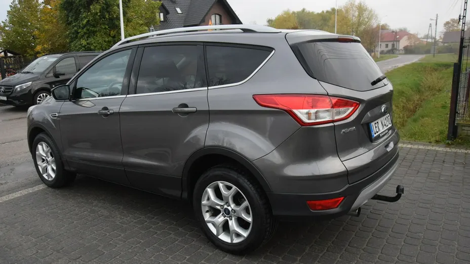 FORD Kuga -