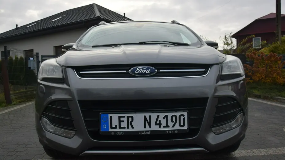 FORD Kuga -