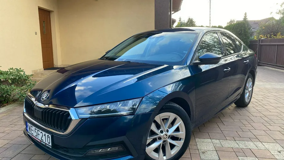 SKODA Octavia -