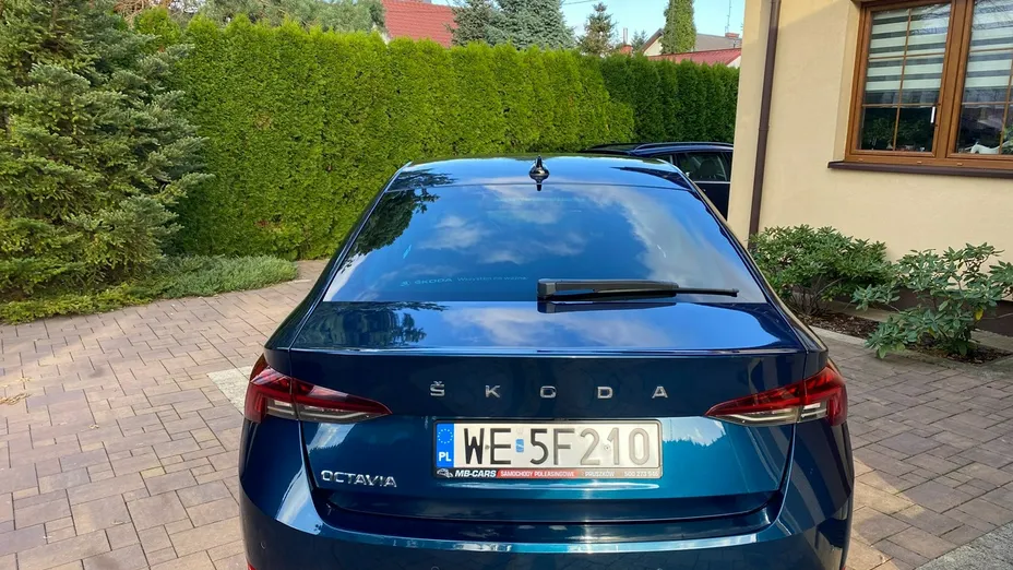 SKODA Octavia -