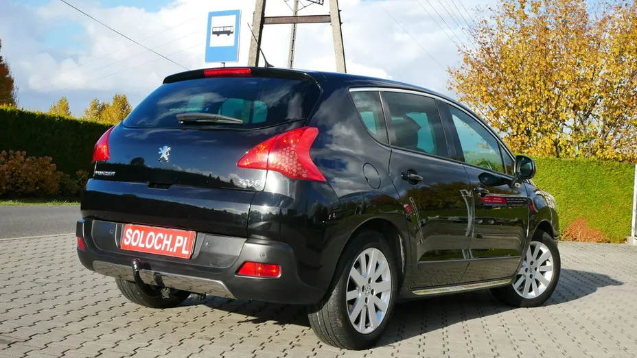 PEUGEOT 3008 -