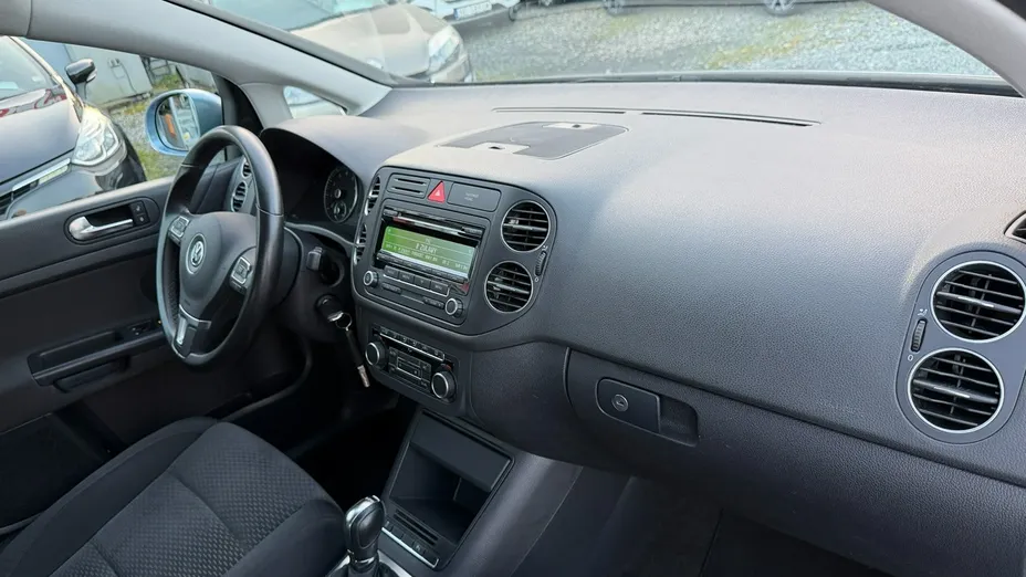 VOLKSWAGEN Golf Plus -