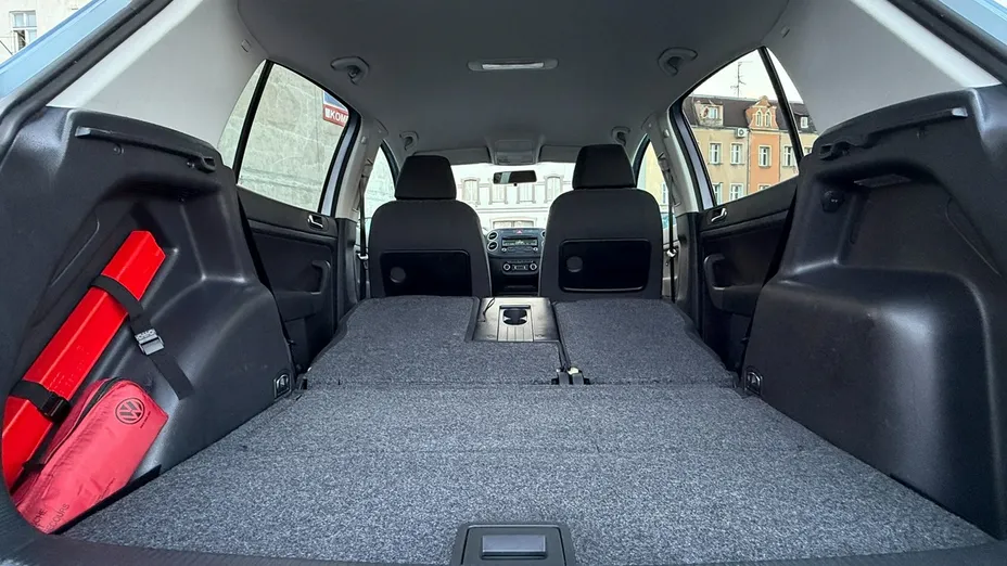 VOLKSWAGEN Golf Plus -
