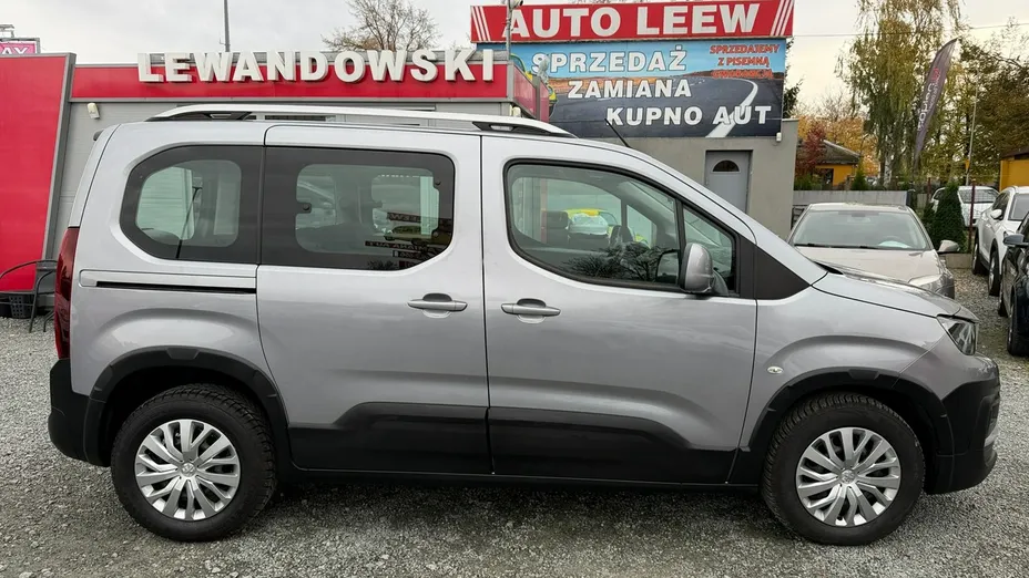 PEUGEOT Rifter -