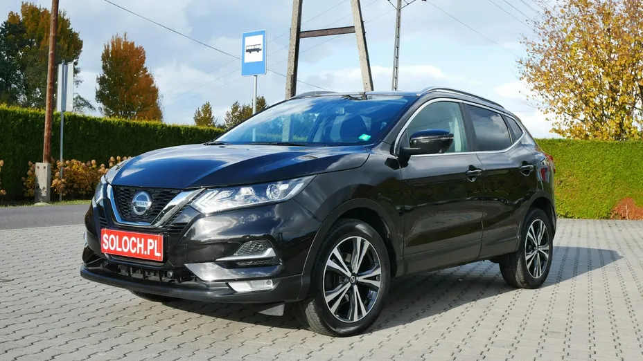 NISSAN Qashqai -
