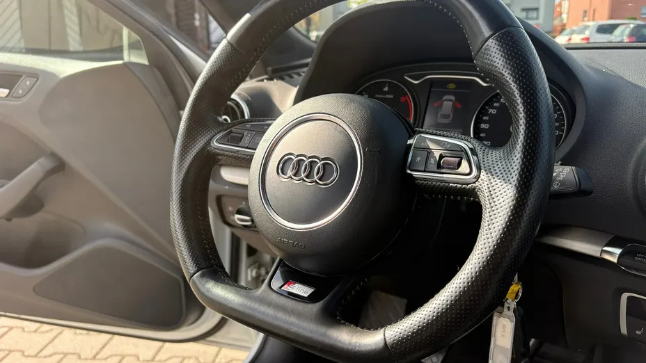 AUDI A3 Sportback -